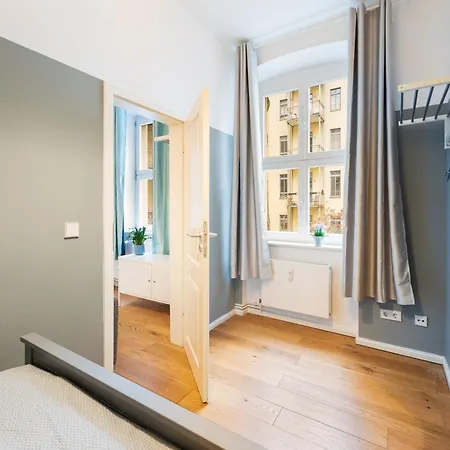 Apartament Downtown Torstr, 4 Unique Units From 1-3 Bedrooms Berlin