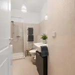 Lofty Torstr Apartments, 4 Unique Units From 1-3 Bedrooms In Mitte, Ideal For Families & Groups, From 2 Up To 8 Guests דירה ברלין