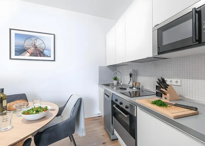 Lofty Torstr Apartments, 4 Unique Units From 1-3 Bedrooms In Mitte, Ideal For Families & Groups, From 2 Up To 8 Guests 베를린