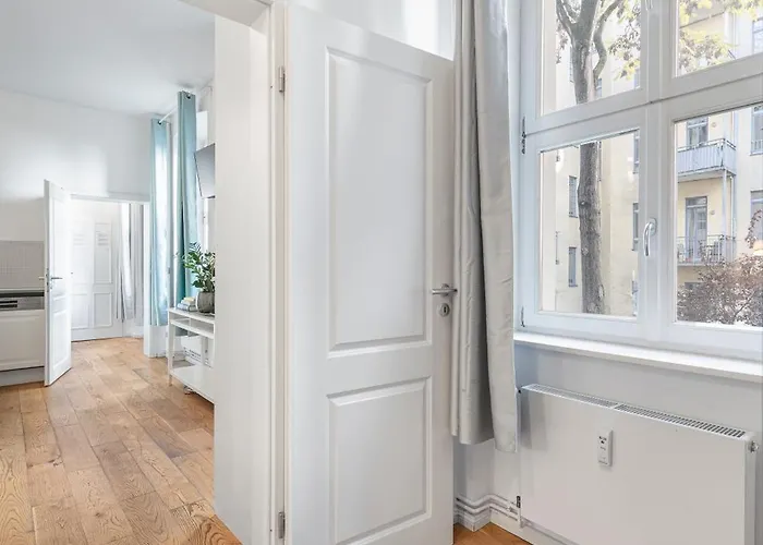 Lofty Torstr Apartments, 4 Unique Units From 1-3 Bedrooms In Mitte, Ideal For Families & Groups, From 2 Up To 8 Guests *