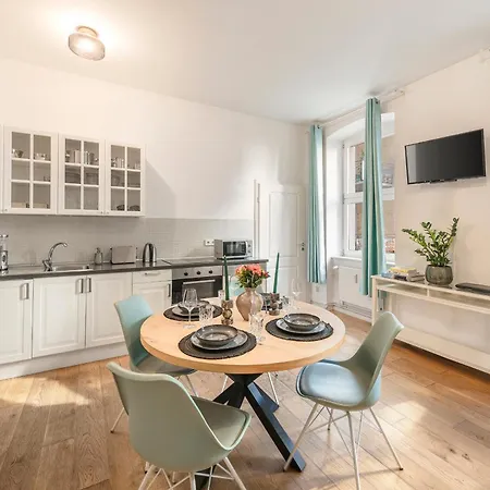 Lofty Torstr Apartments, 4 Unique Units From 1-3 Bedrooms In Mitte, Ideal For Families & Groups, From 2 Up To 8 Guests * Βερολίνο